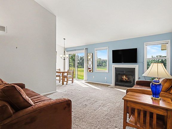 4th image of 3568 Woodbridge Ln
