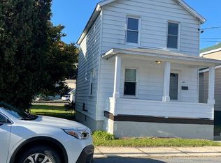 811 17th St, Windber, PA 15963