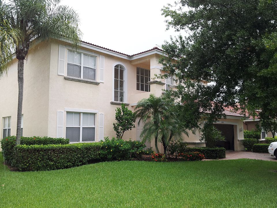 1st image of 5890 Bay Hill Cir