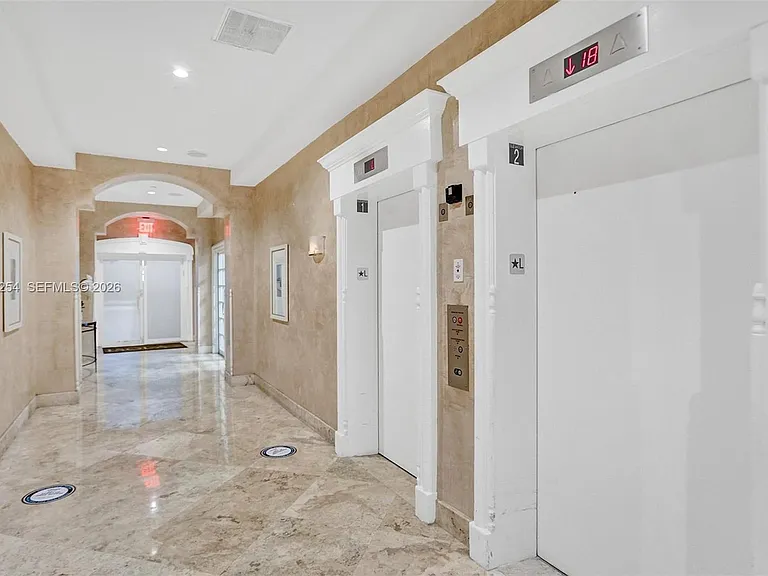 770 Claughton Island Dr #1014 — Photo 38