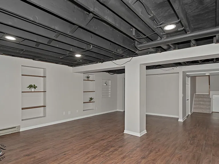 30W150 Foxboro Ct — Photo 27