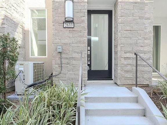 3rd image of 3633 Everly Dr