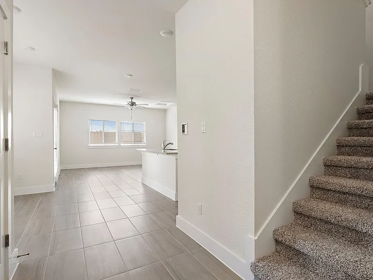 138 Yearling Way — Photo 4