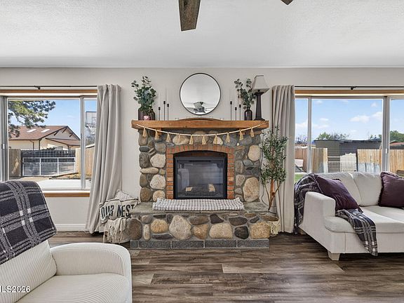 5th image of 1540 S Riverview Dr