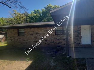 1104 N 20th St, Defuniak Springs, FL 32433