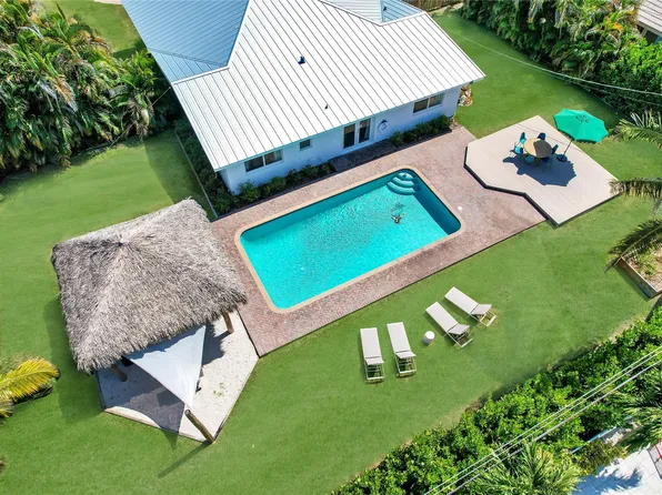 733 NE 2nd Street, Pompano Beach, FL 33060