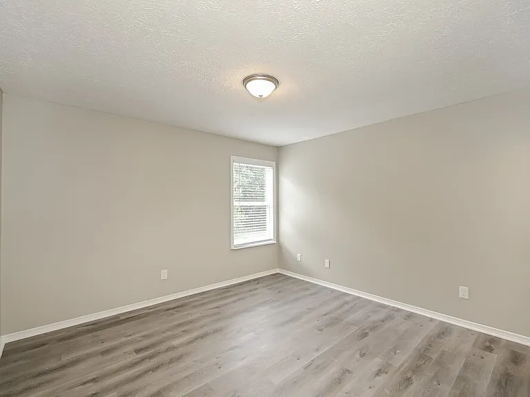 5625 Dory Dr — Photo 16
