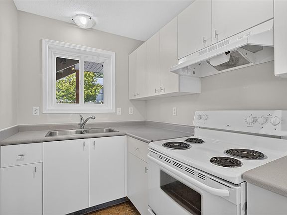 4th image of 375 21st St #11