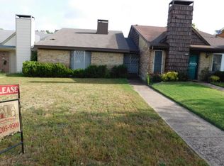 1515 Britainway Ln, Dallas, TX 75228