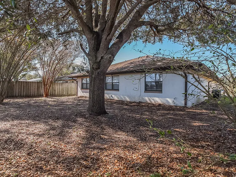 104 Daisy Dr SE — Photo 25