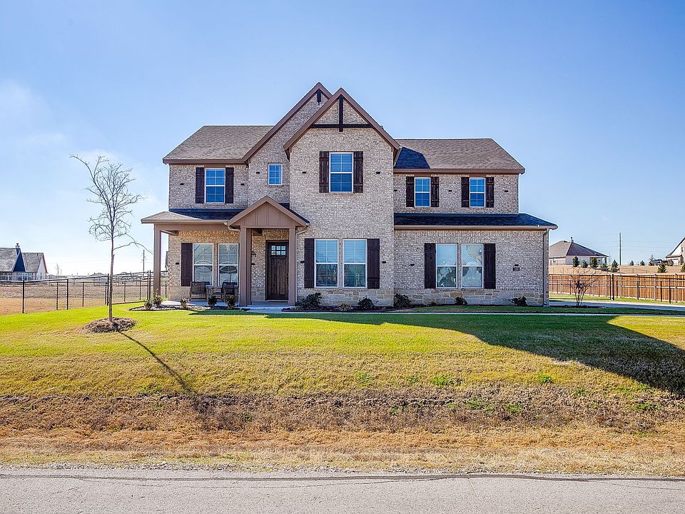 1st image of 153 Misty Mountain Ln
