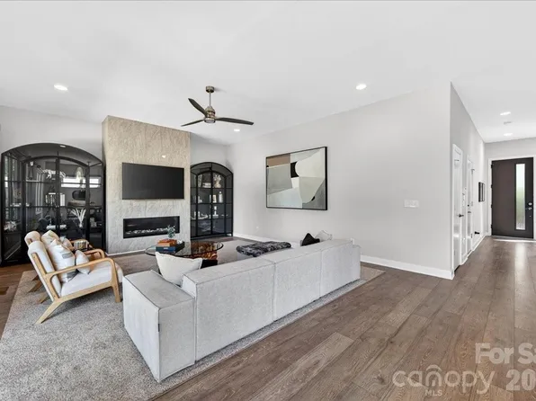 1310 Levy Way, Charlotte, NC 28205