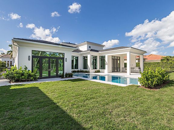 3rd image of 663 Hermitage Circle
