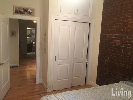 Rented by Living New York | media 45