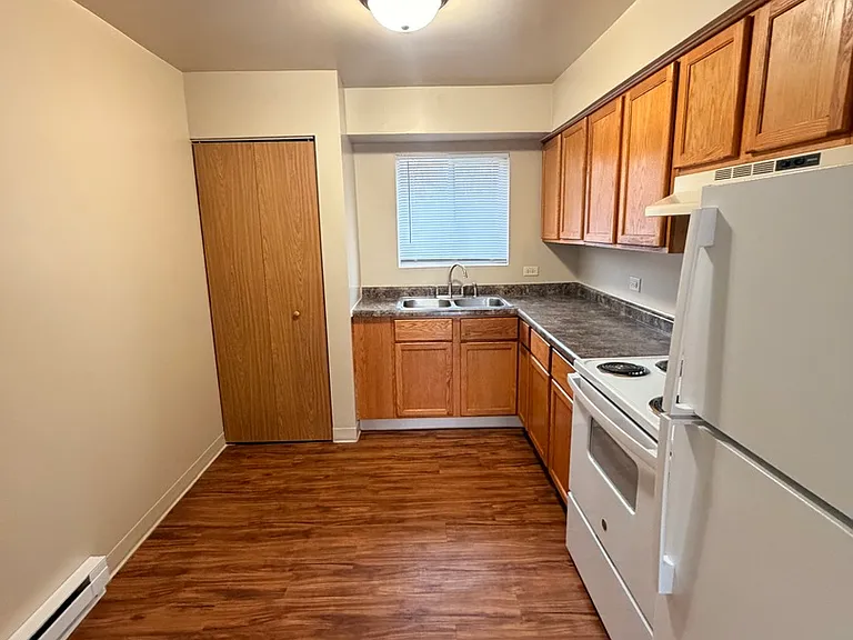 25731 W Bridge St #3 — Photo 2