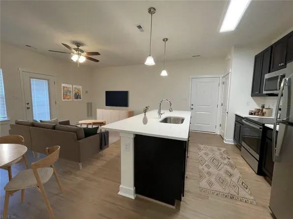 5161 Gracewood Ln #205, Virginia Beach, VA 23462