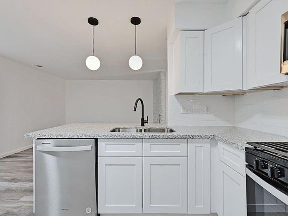2nd image of 2303 Cedrick Cv #C