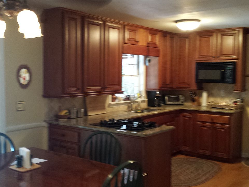 2nd image of 4100 Shawnee Ln