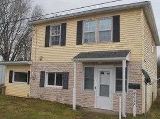 2017 Madison Ave, Point Pleasant, WV 25550