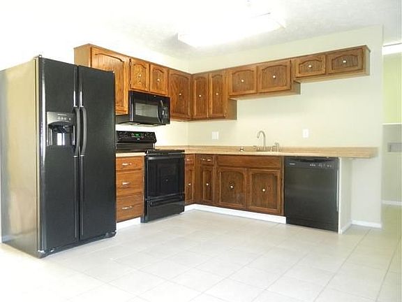 5th image of 5203 Bahia Dr