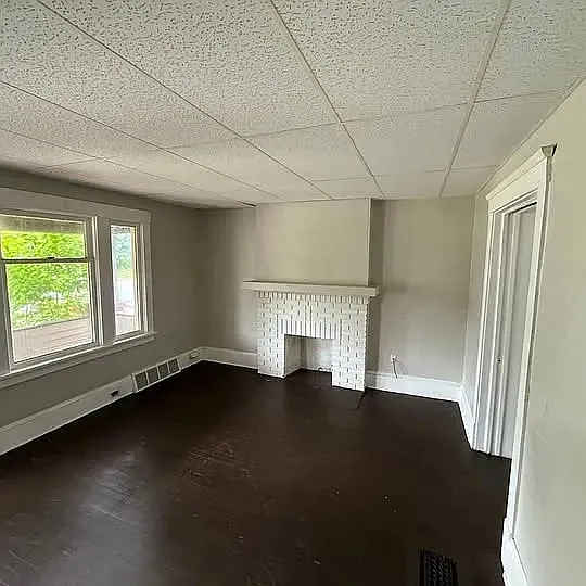 700 E 117th St #1 — Photo 7