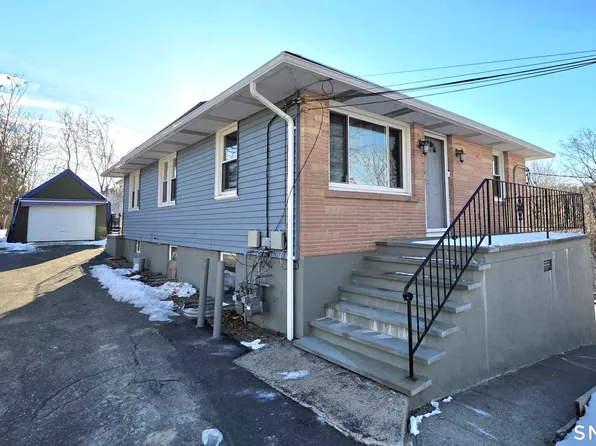 32 Post St, Waterbury, CT 06706