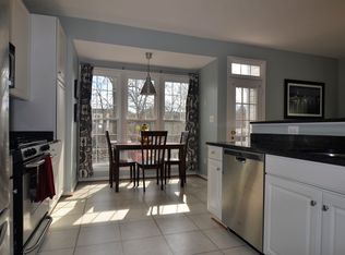 46785 Keswick Sq, Sterling, VA 20165