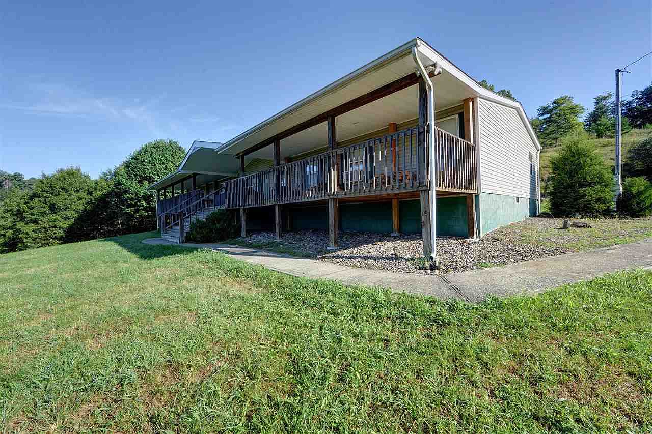 218 Prarie Ln, Hurricane, WV 25526 Zillow