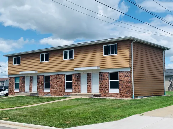 394 Stanley Ct #D, Neenah, WI 54956