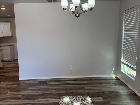 2nd image of 1106 N Englewood Ave #B