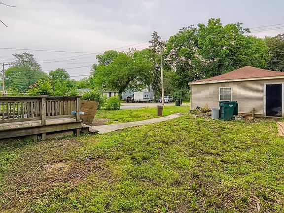 4th image of 38522 N Drexel Blvd