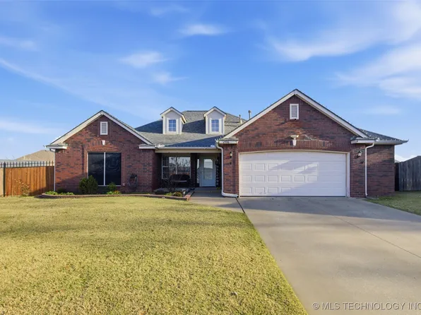 12106 N 107th Ct E, Collinsville, OK 74021