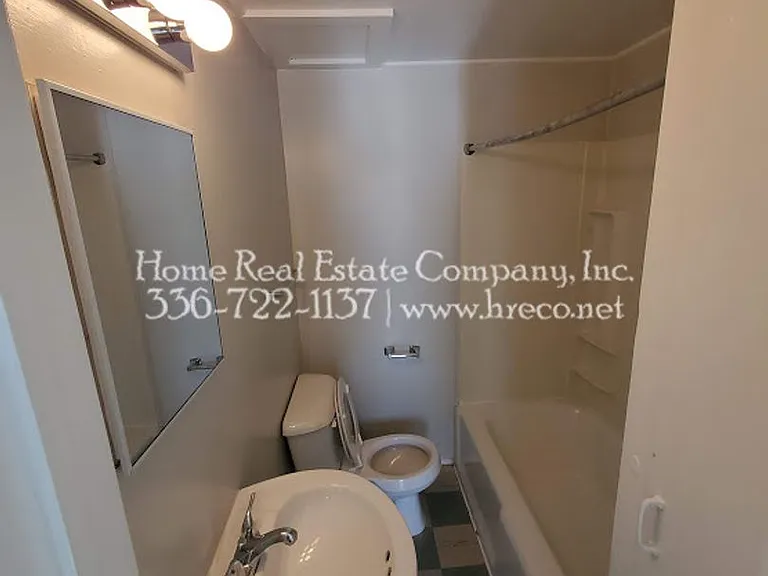 1354 Westbrook Plaza Dr — Photo 13