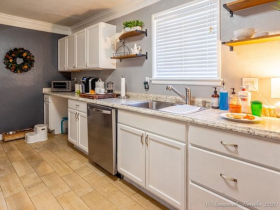 5th image of 4302 Country Club Dr
