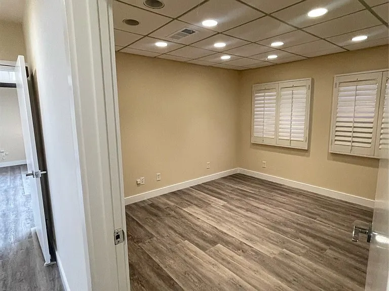 208 S Louise St — Photo 14