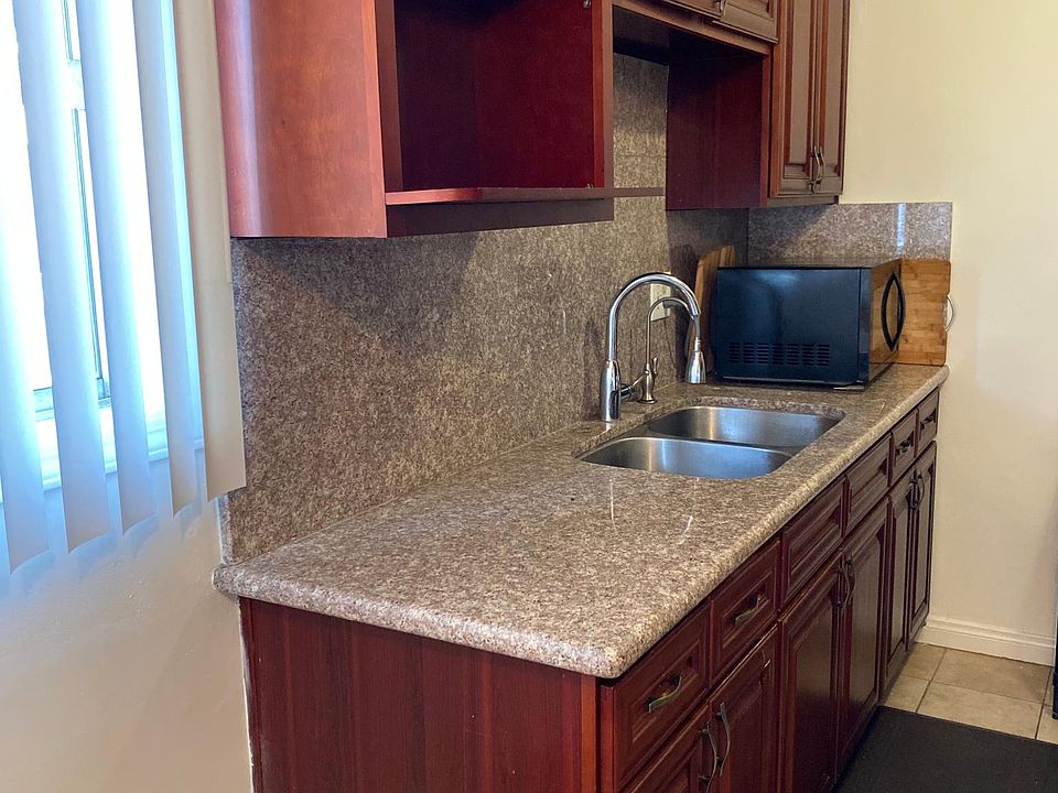 2nd image of 5035 Rosemead Blvd