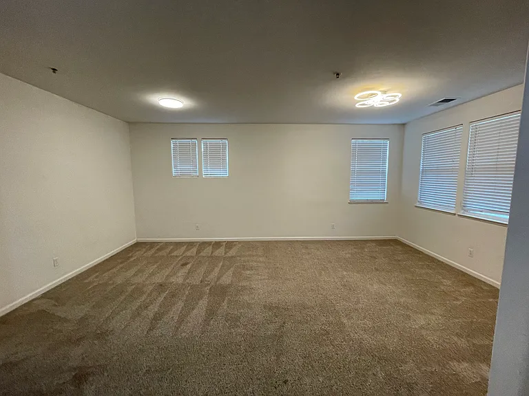 1248 El Mar Ct — Photo 7