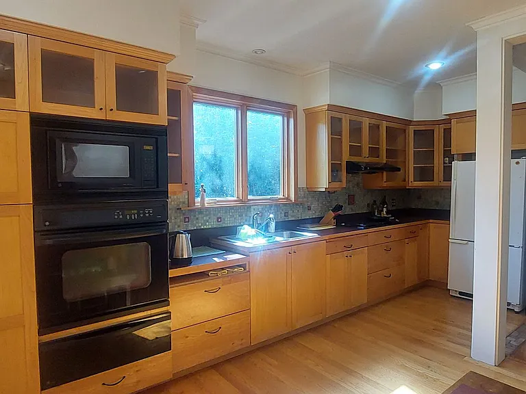 1614 Eldridge Ave — Photo 19