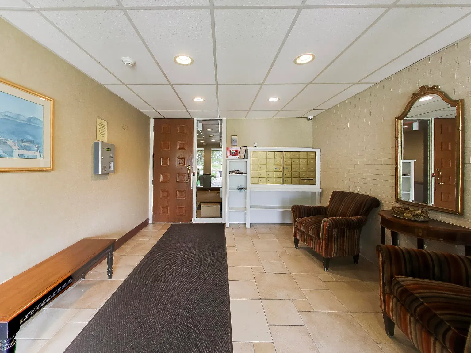 2 bed, 1217 sqft, $2,200 — Photo 2