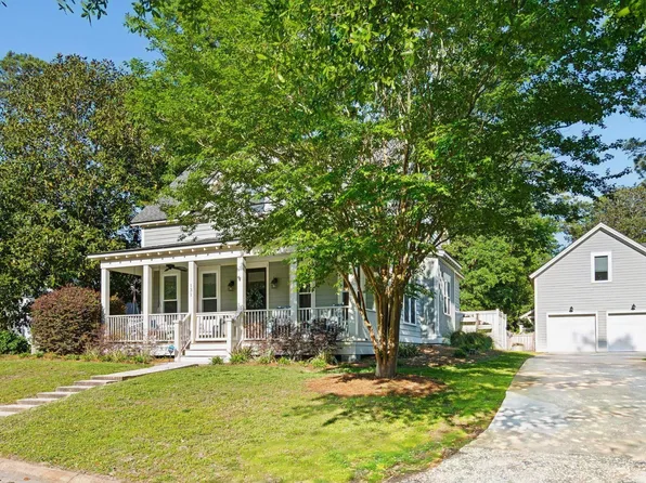 131 Fuller St, Beaufort, SC 29902