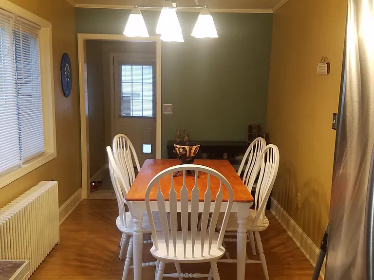Breakfast room