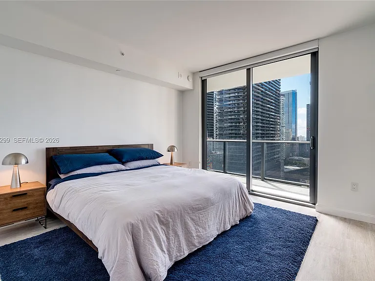 45 SW 9th St #2306 — Photo 10