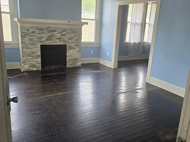 2815 Broadway St — Photo 12