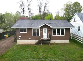 257 Fraser St, Pembroke, ON K8A 1X9