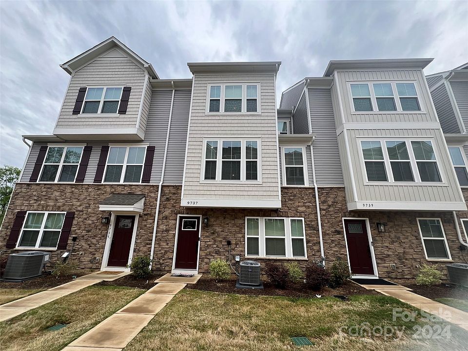 1st image of 9737 Oaklawn Blvd NW