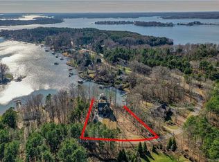 683 Kemp Rd, Mooresville, NC 28117