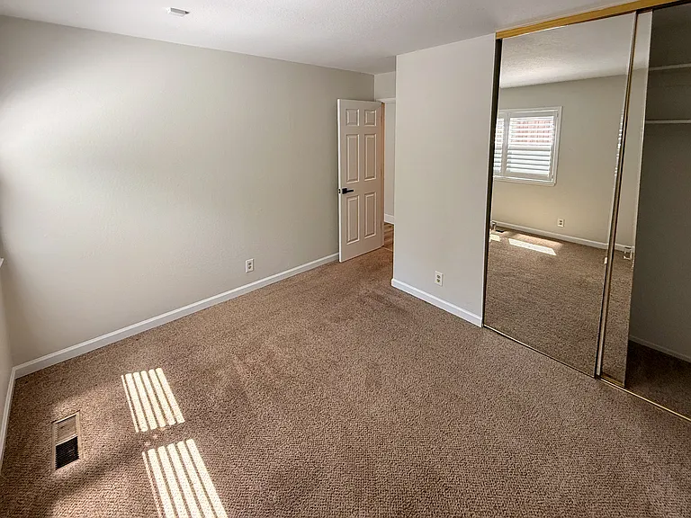 229 Mountaire Cir — Photo 17