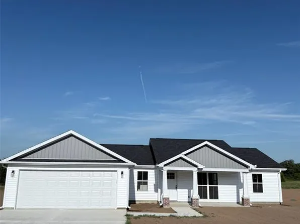 25 Perry Dr, Benton, MO 63736