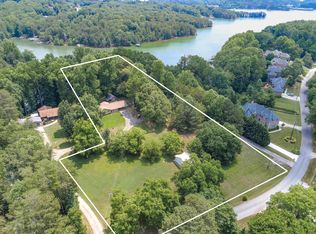 3085 Simpson Park Rd, Gainesville, GA 30506