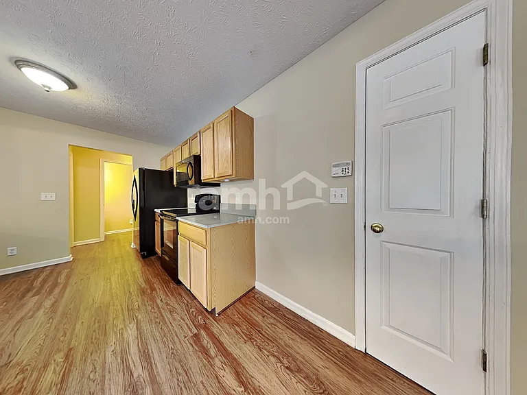 1425 Windstar Ct — Photo 5